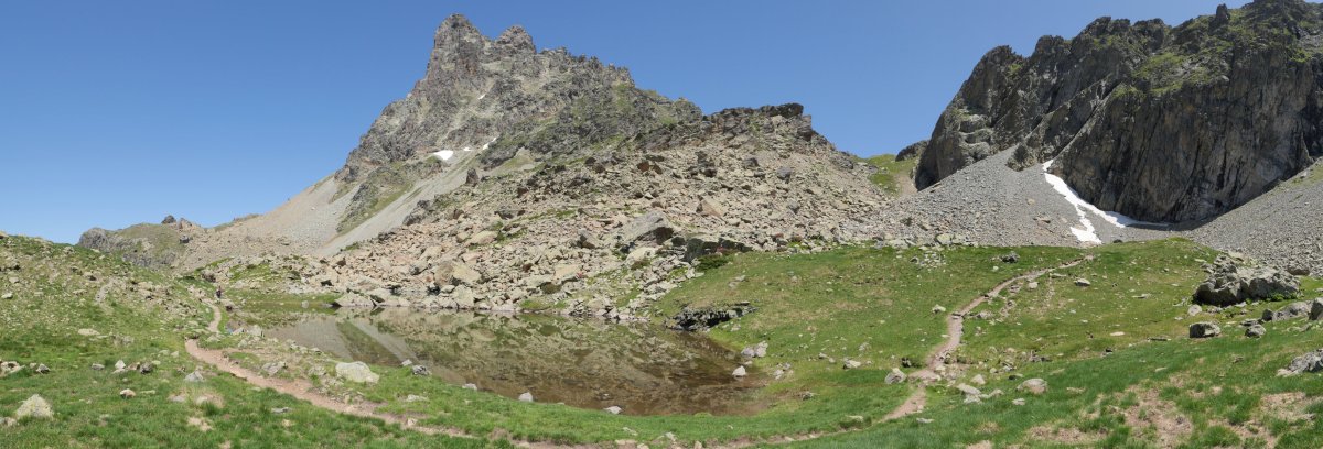 Iboi pare bat Peyreget lepoko jaitsieran