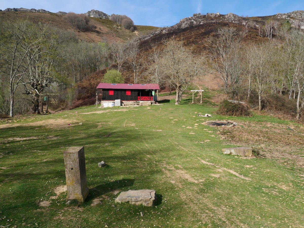 30. mugarria Larrunen