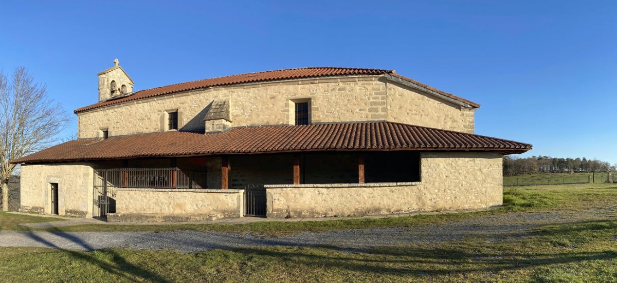 Etxaurren Ermita. Aiara (Menoio)