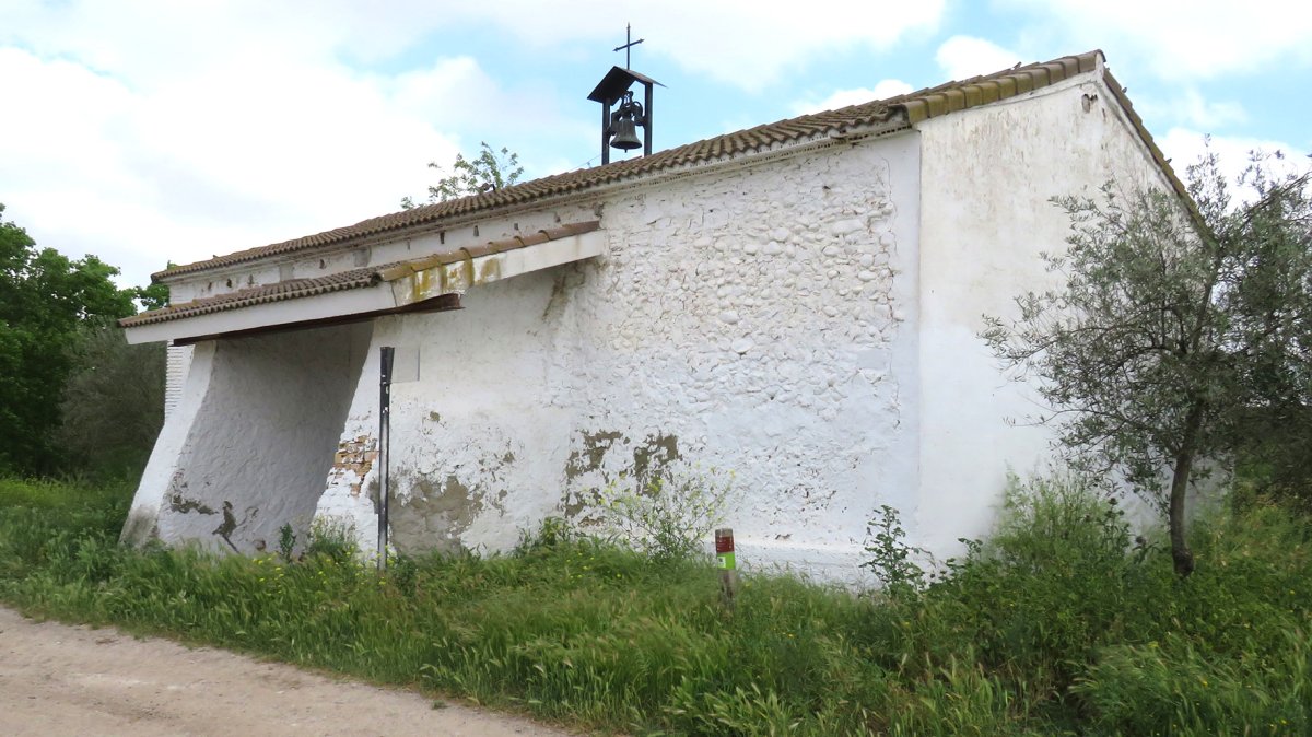 San Esteban ermita, Azagra