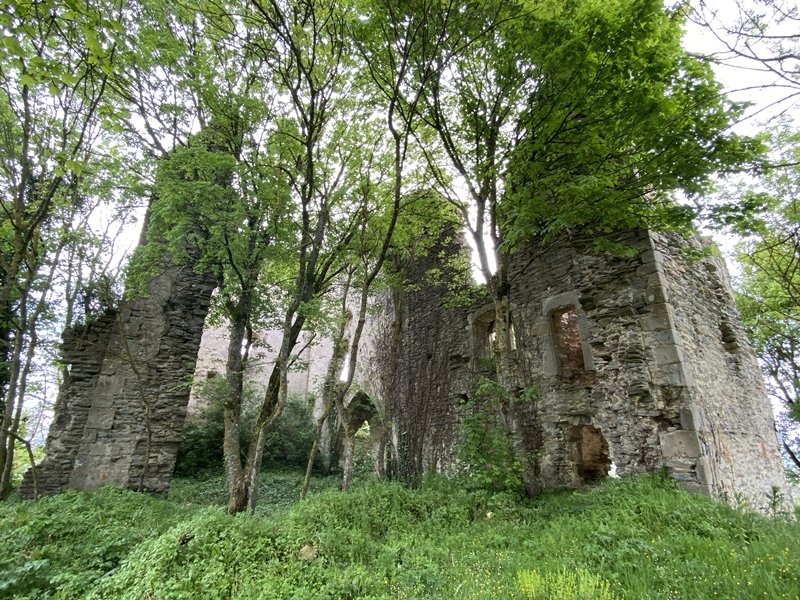 Andre Mariaren Sorkundearen Eliza. Legutio (Nafarrate)