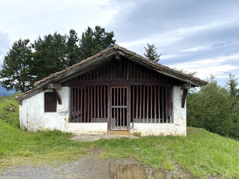 Santa Kruz Ermita. Aia (Elkano(