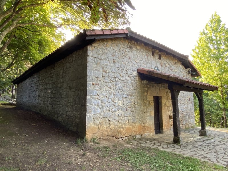 Santimamiñe Ermita. Kortezubi (Basondo)