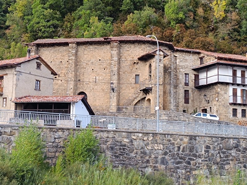 Salvador Ermita. Urzainki