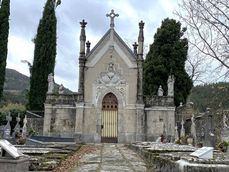 Murgatarren Kapera Hilerrian. Aiara (Lanteno)