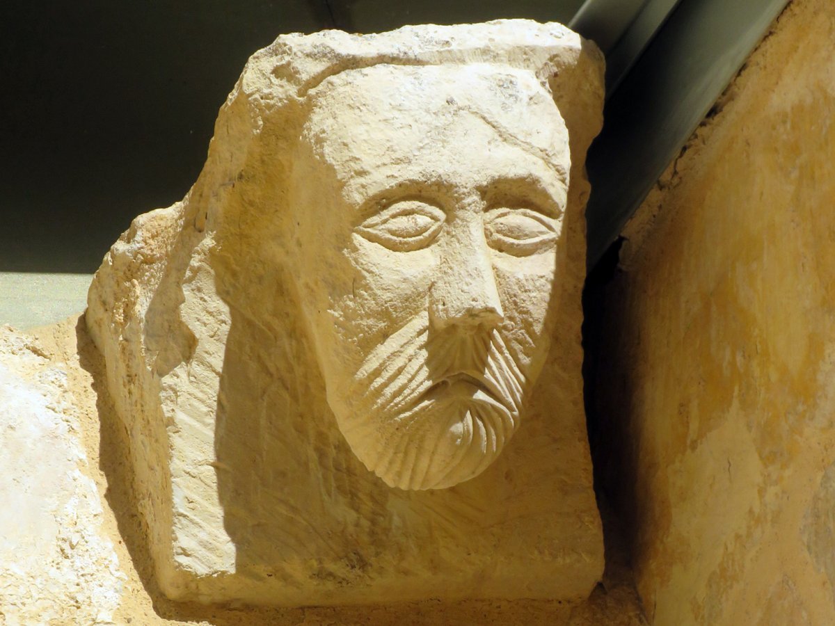 San Roman eliza, Tobillas-Gaubea