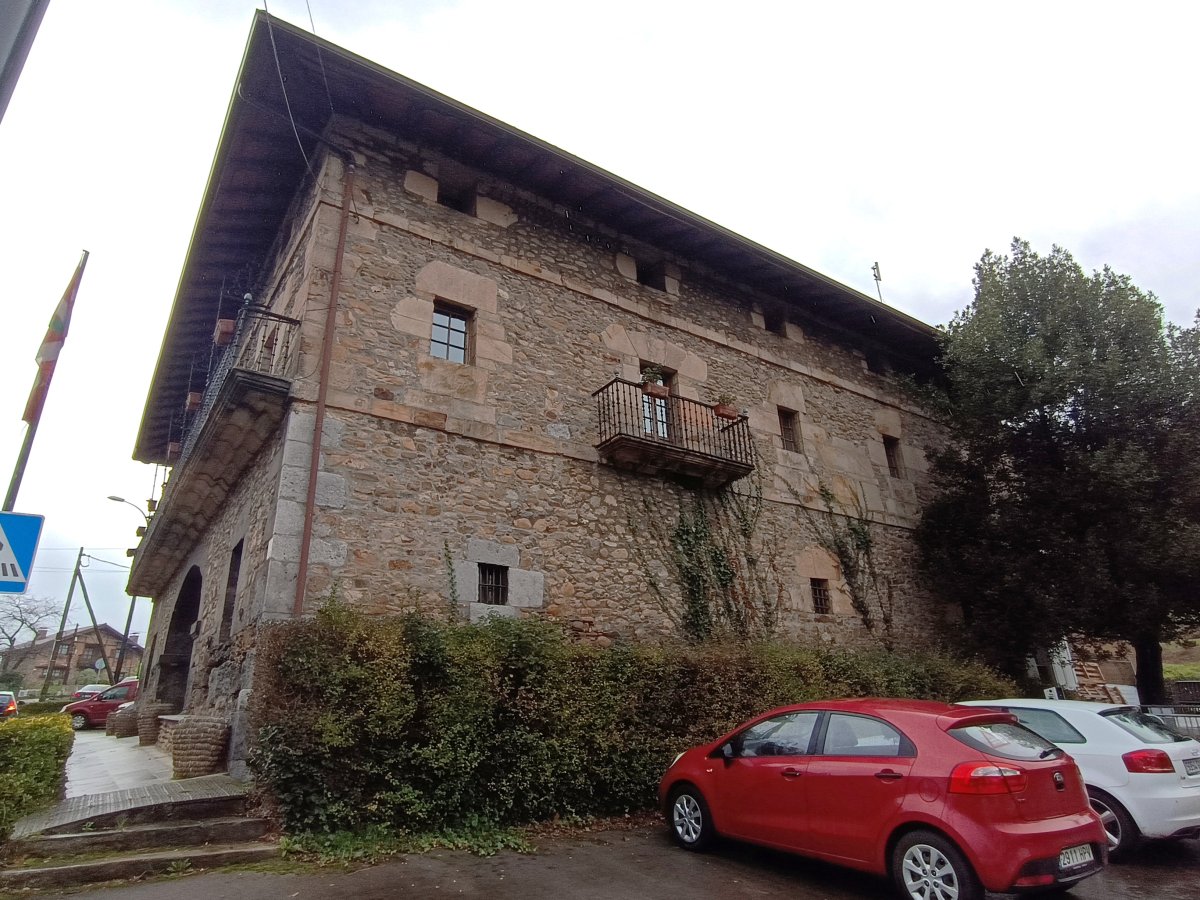 Udaletxea. Arrankudiaga-Zollo