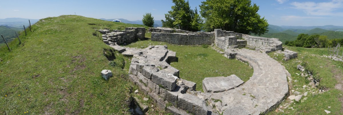 San Gregorioko monastegiaren aurriak