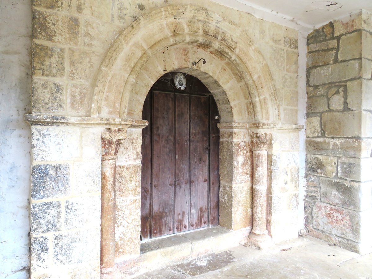 San Julian eliza, Quejo-Gaubea