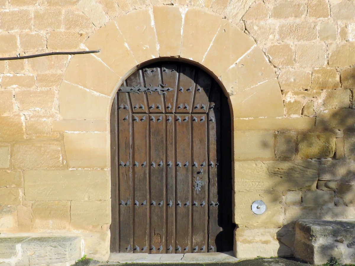 San Nikolas eliza, Larrazubi-Lantaron