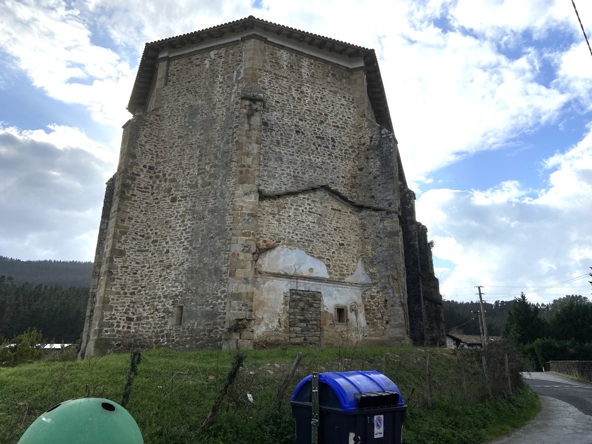 Dulumaneko San Juan Bataiatzailea Eliza (Zaharra). Orozko