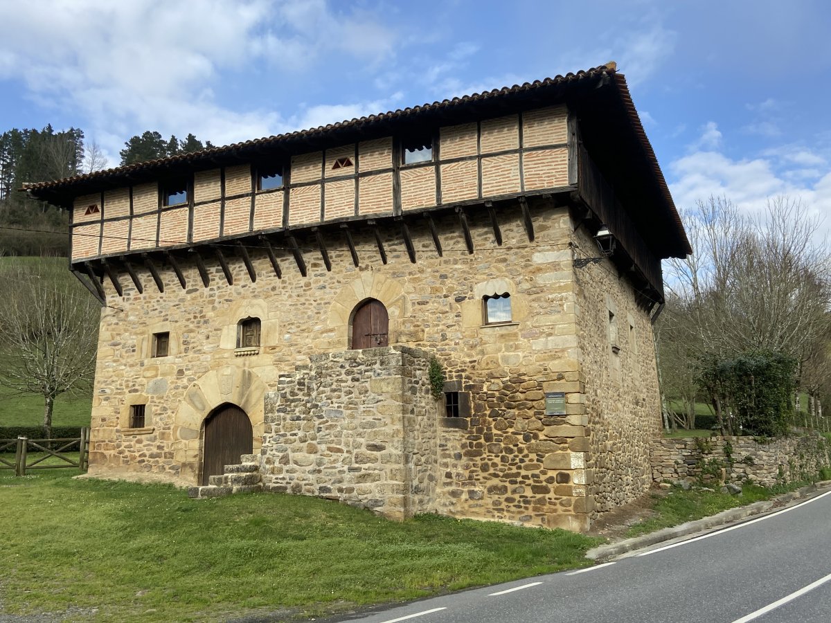 Aranguren Dorretxea. Orozko (Aranguren)