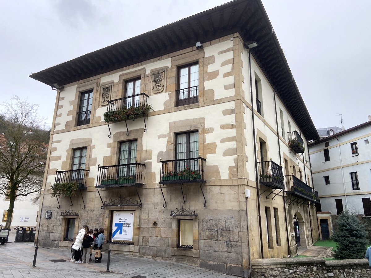 Barrutia-Salinas Jauregia. Arrasate