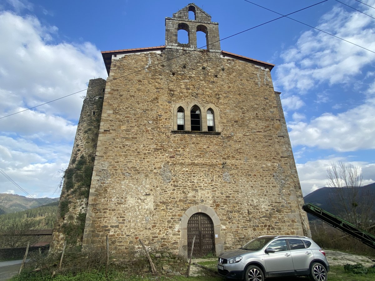 Dulumaneko San Juan Bataiatzailea Eliza (Zaharra). Orozko