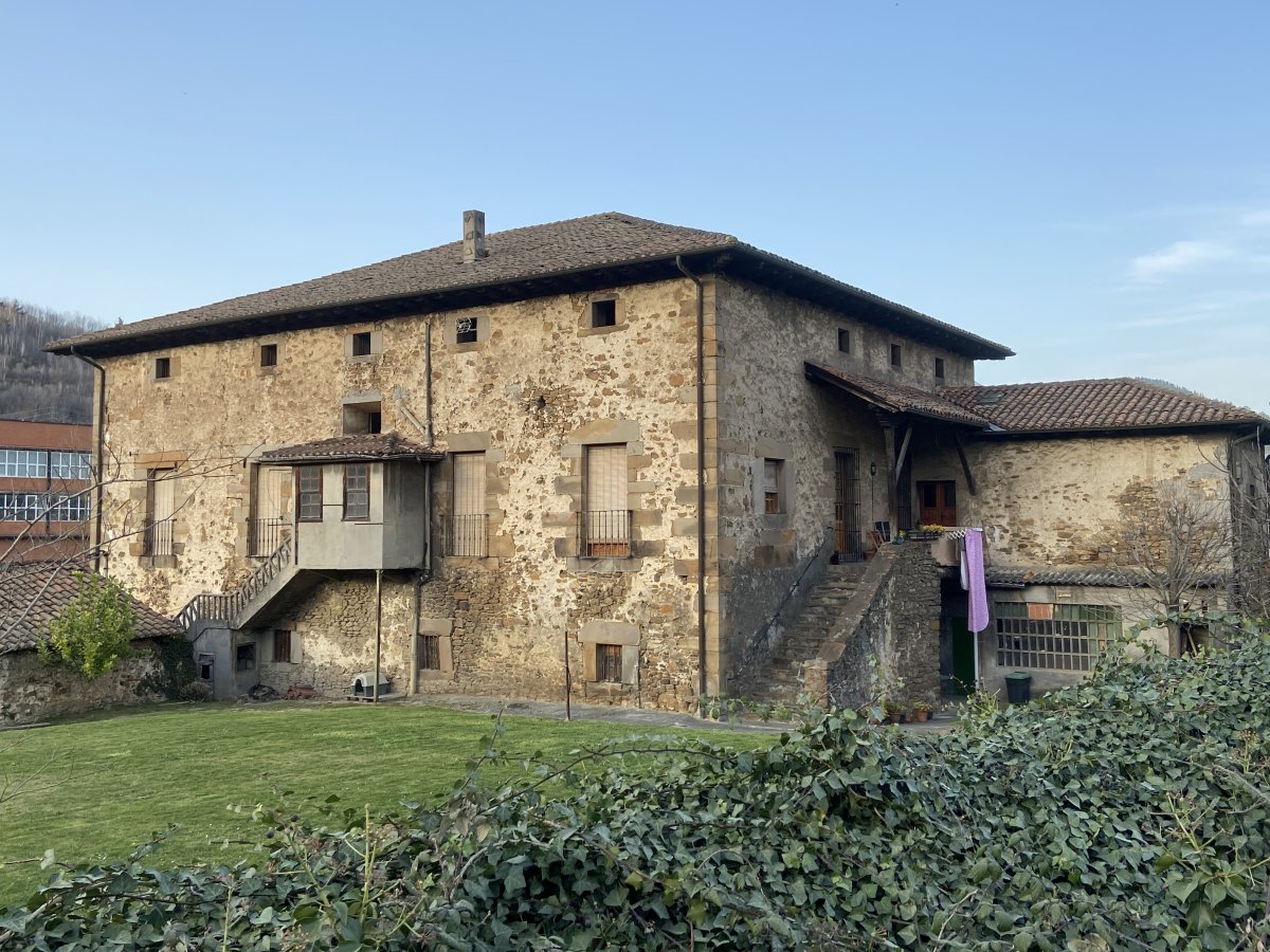 Katuxa Jauregia. Laudio (Gardea)