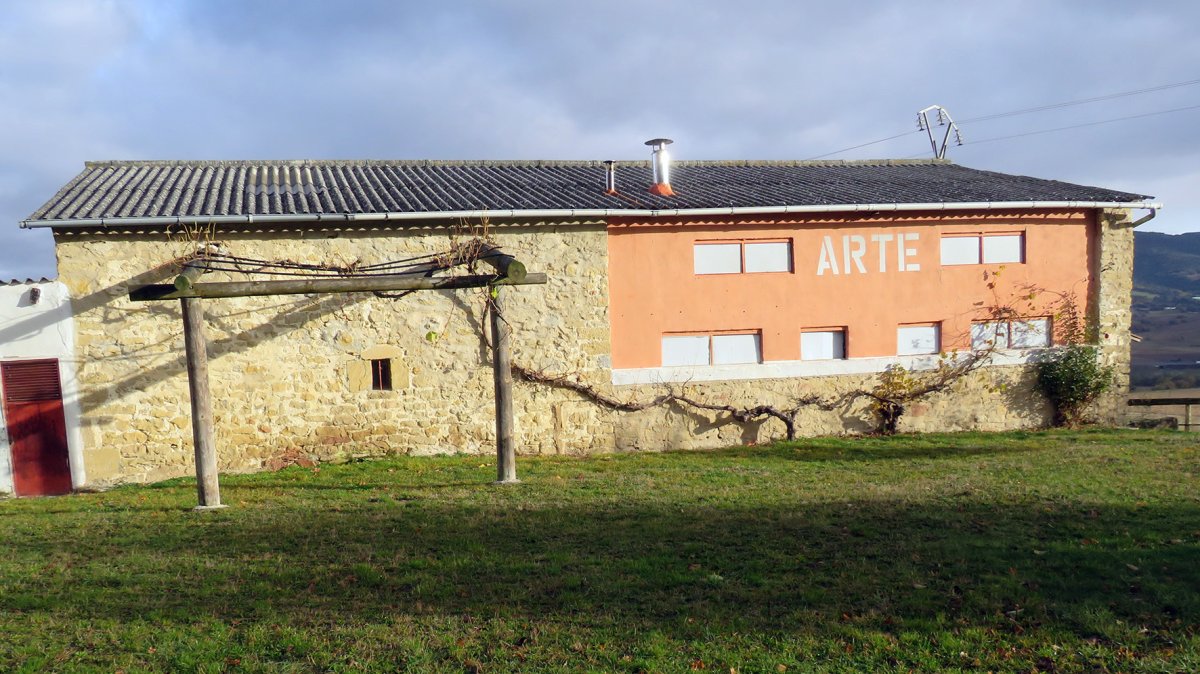 Castillo jauregia, Castillo Sopeña-Erriberagoitia