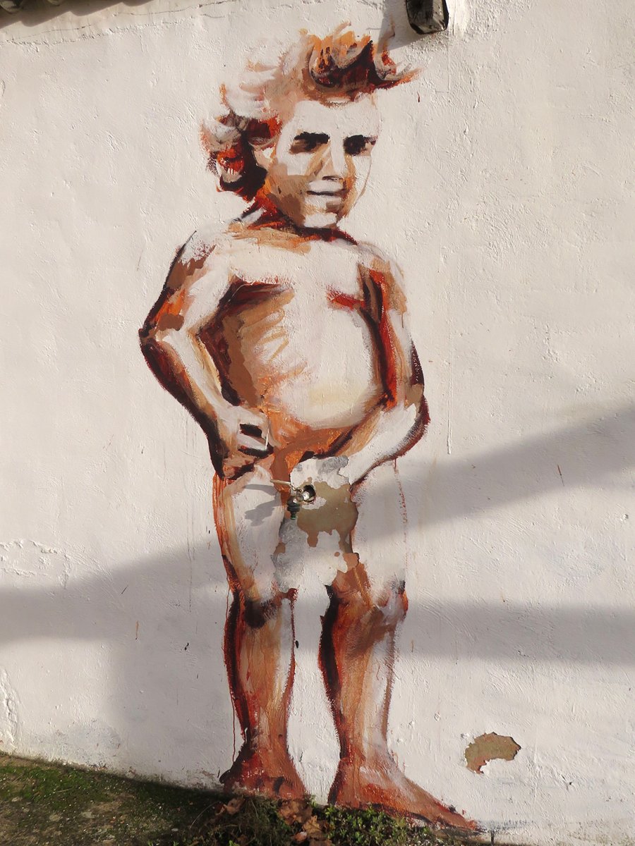 Castillo jauregiko iturria, Castillo Sopeña-Erriberagoitia