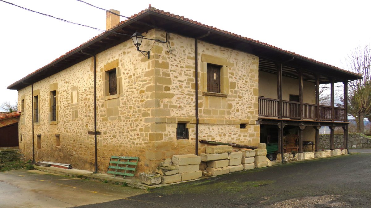 Salazar jauregia, Manzanos-Erriberabeitia