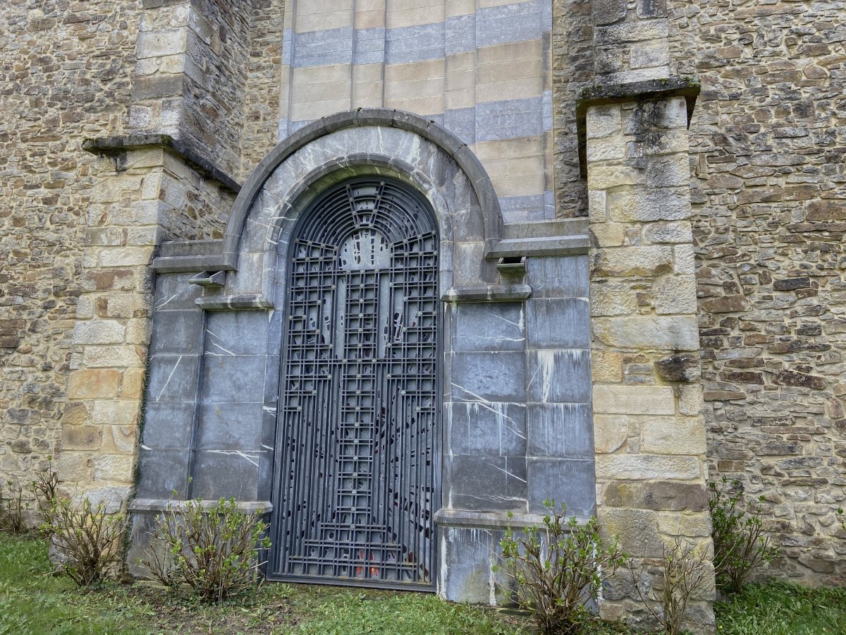 Urkiolako Santutegia. Abadiño (Urkiola)