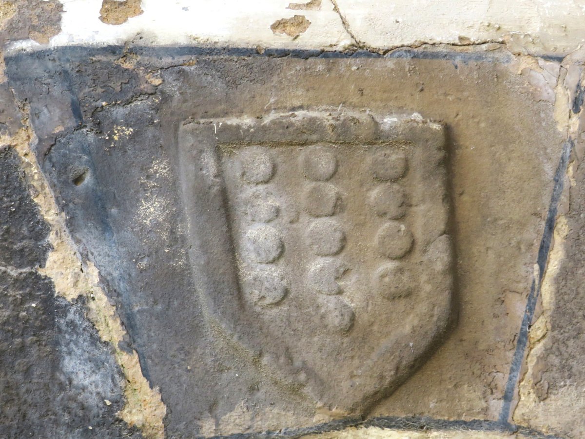 Sarmientotarren Dorrea, Loza-Urizaharra