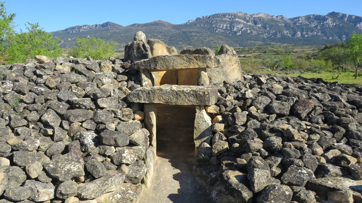 El Montecillo trikuharria, Villabuena