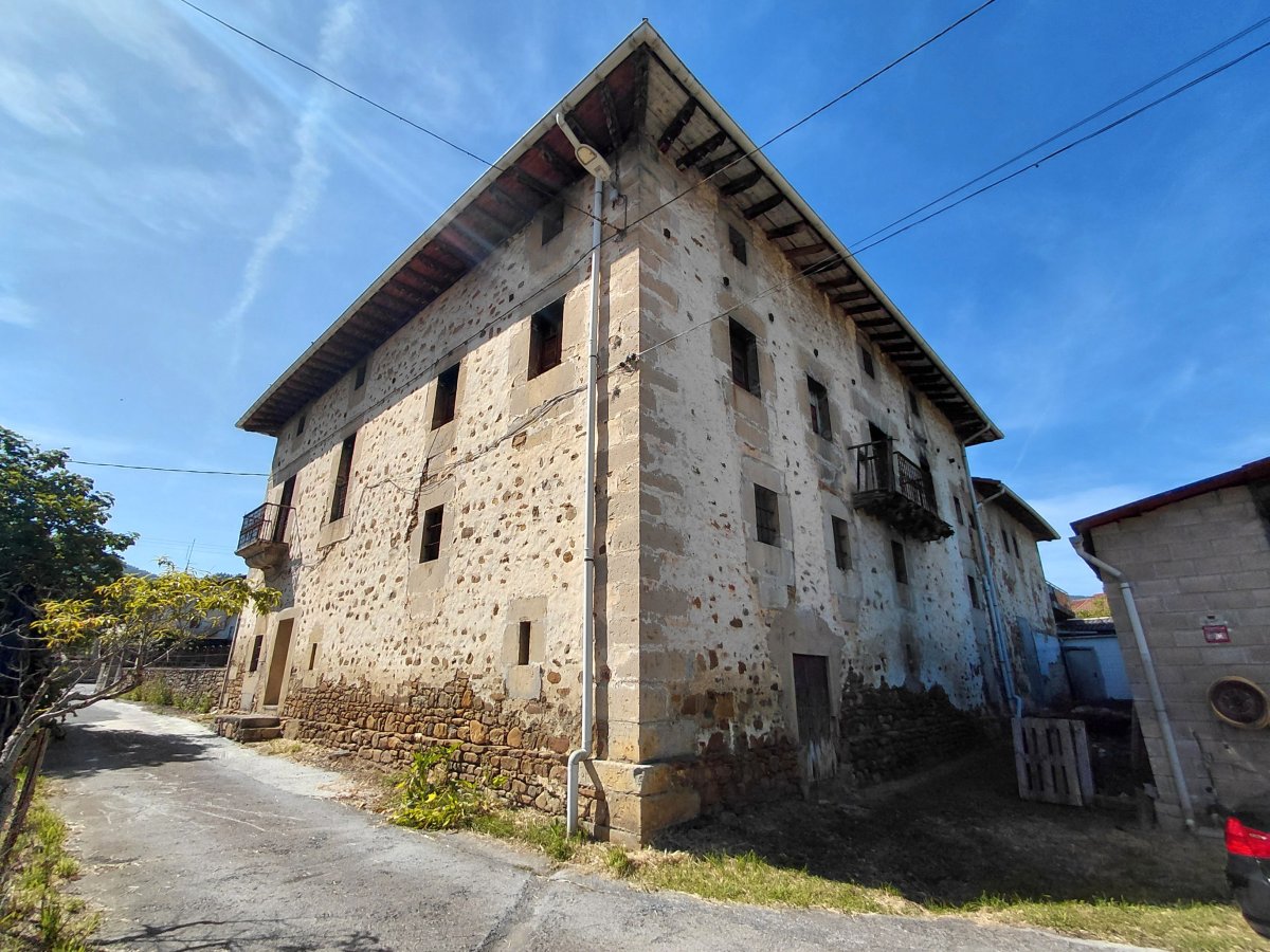 El Puente Etxetzarra. Okondo