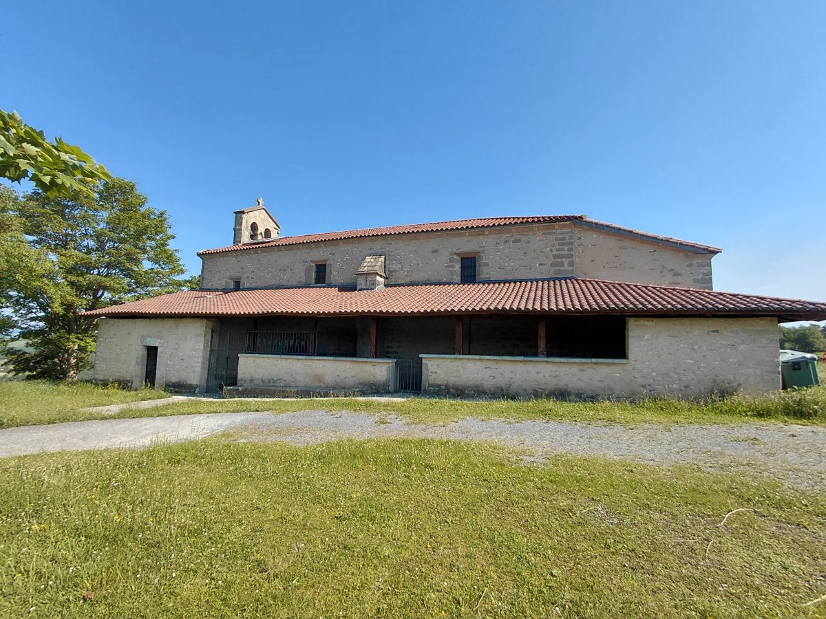 Etxaurren Ermita. Aiara (Menoio)
