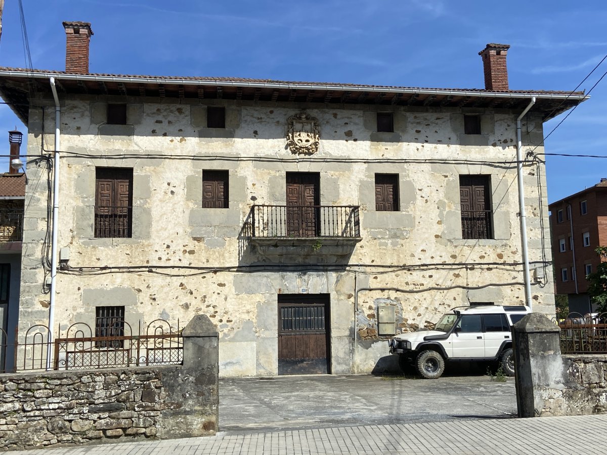 El Puente Etxetzarra. Okondo