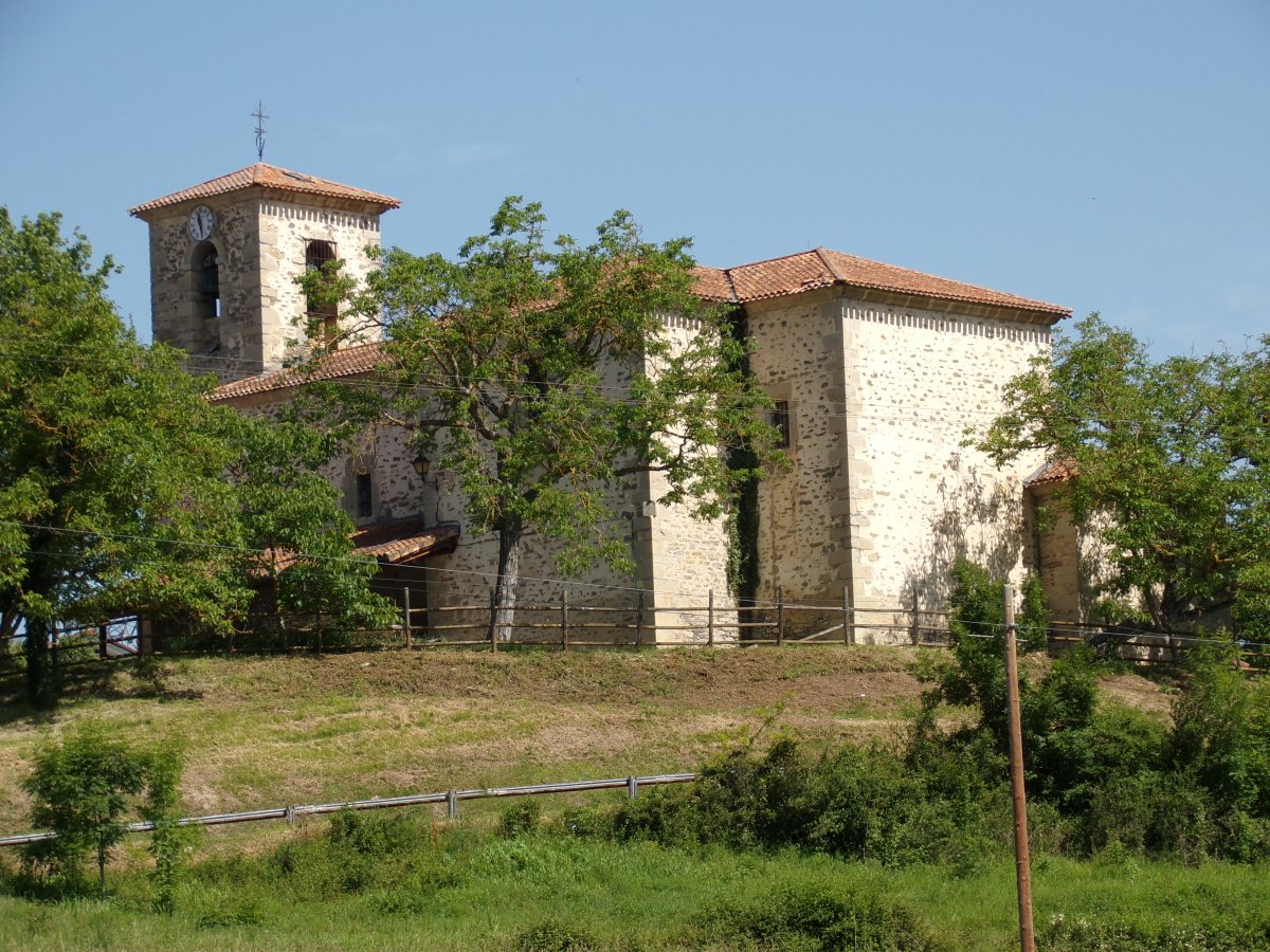 San Julián eta Santa Basilisa Eliza. Aiara (Izoria)