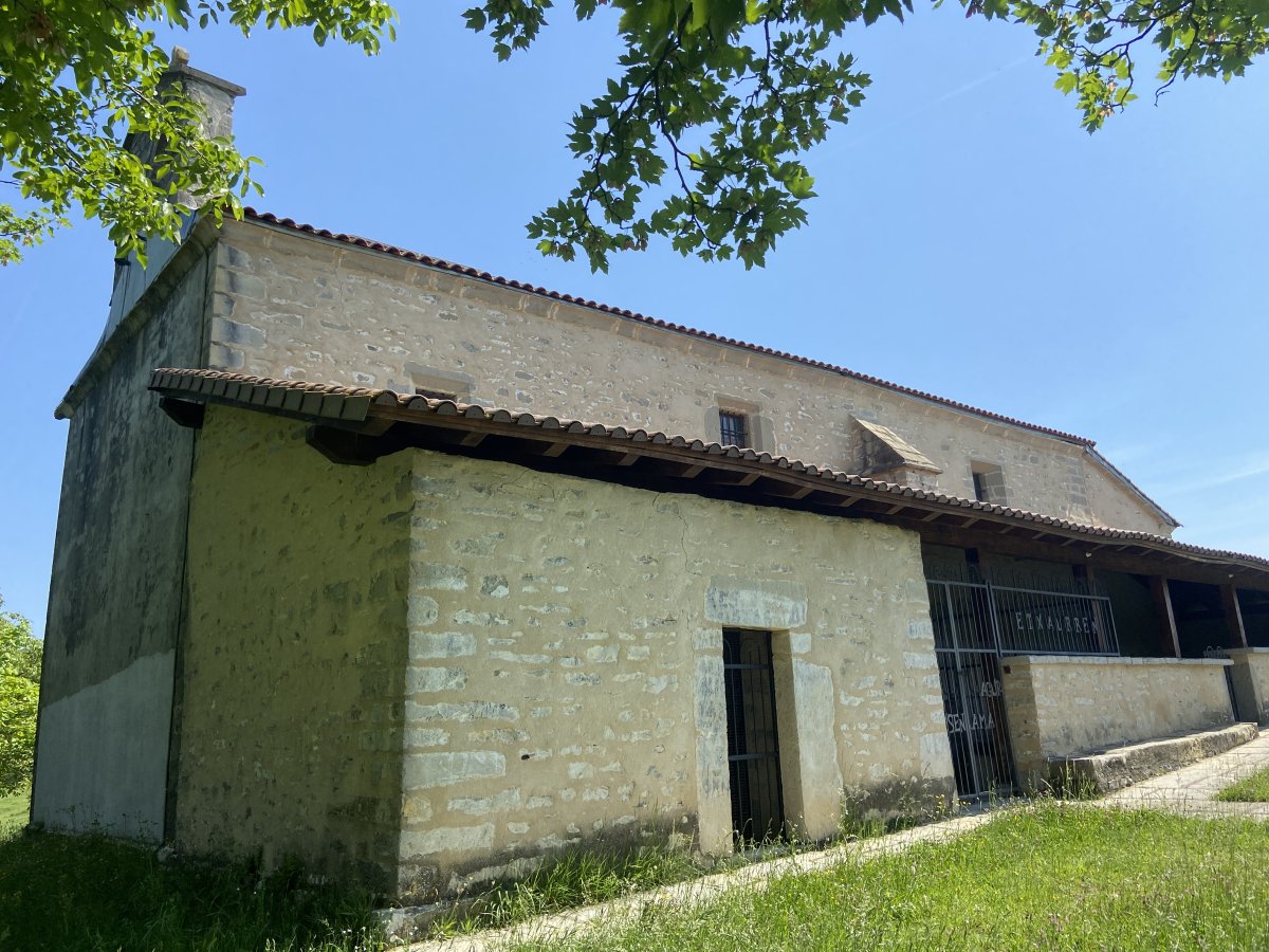Etxaurren Ermita. Aiara (Menoio)