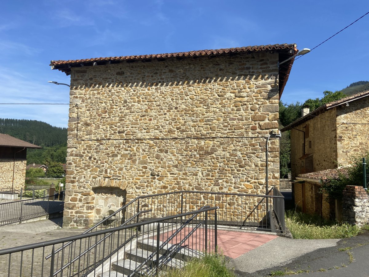 San Bartolomé Ermita. Okondo