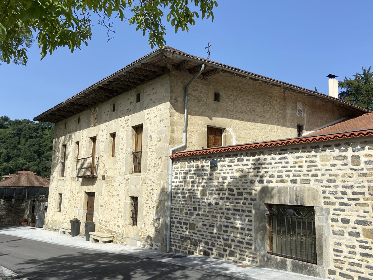 Irabien Jauregia. Aiara (Menagarai)