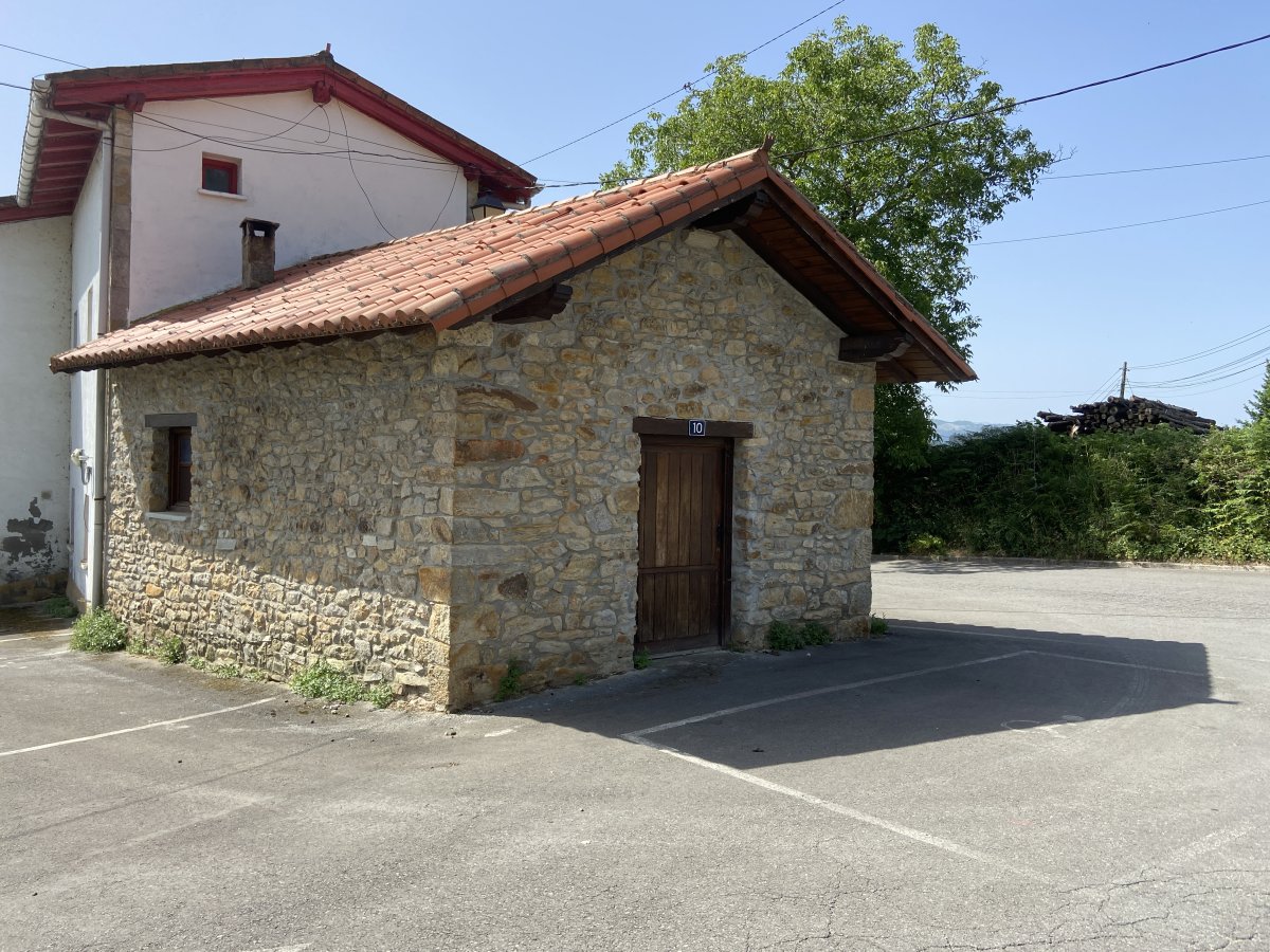 Gurutze Santua Ermita. Muxika (Gorozika)