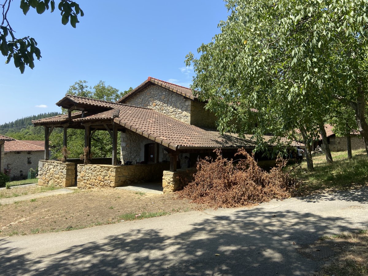 San Bixenti Ermita. Dima (Artaun)