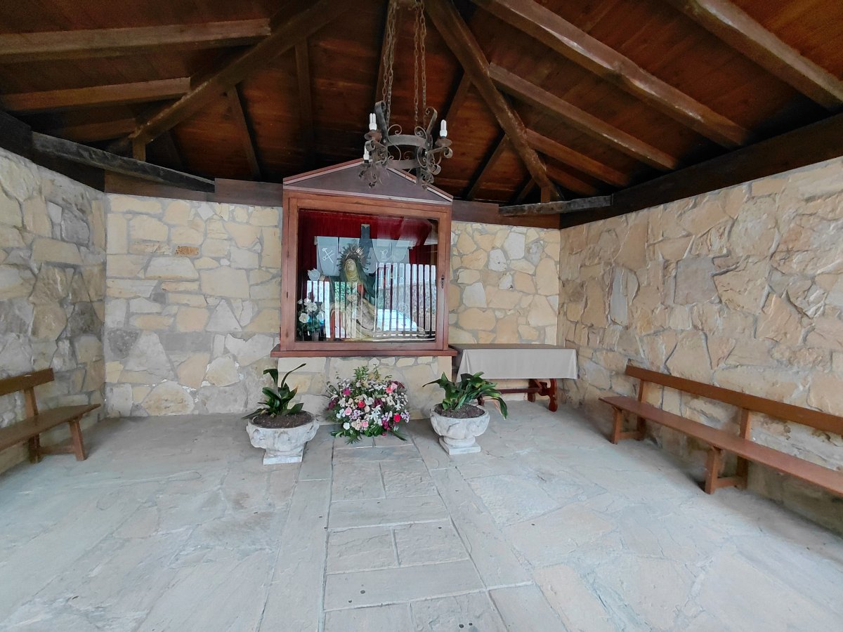 Errukiñe Ermita. Areatza