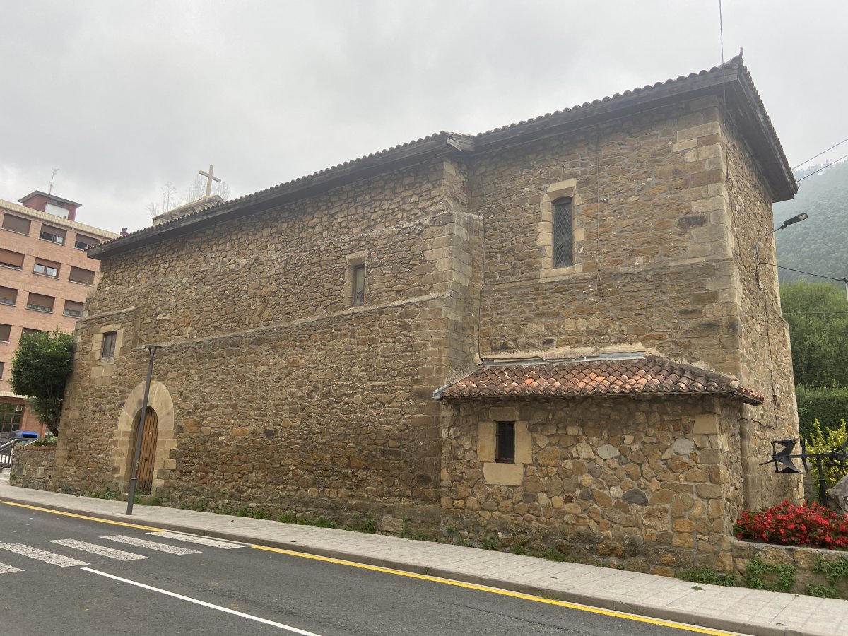 Irauregiko San Antolin Ermita. Alonsotegi