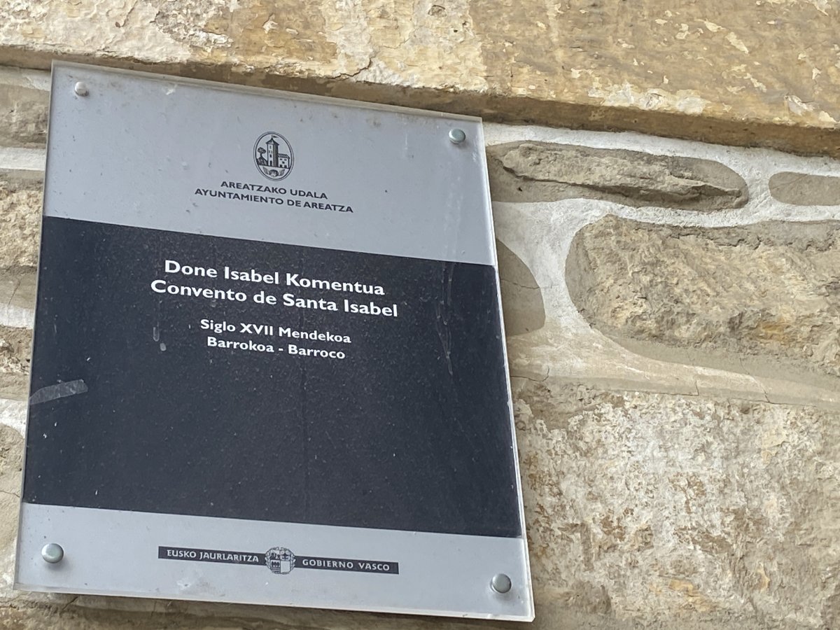 Santa Isabel Komentua. Areatza