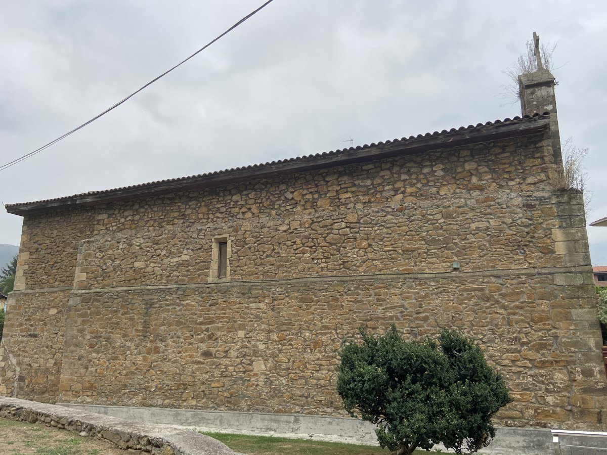Irauregiko San Antolin Ermita. Alonsotegi