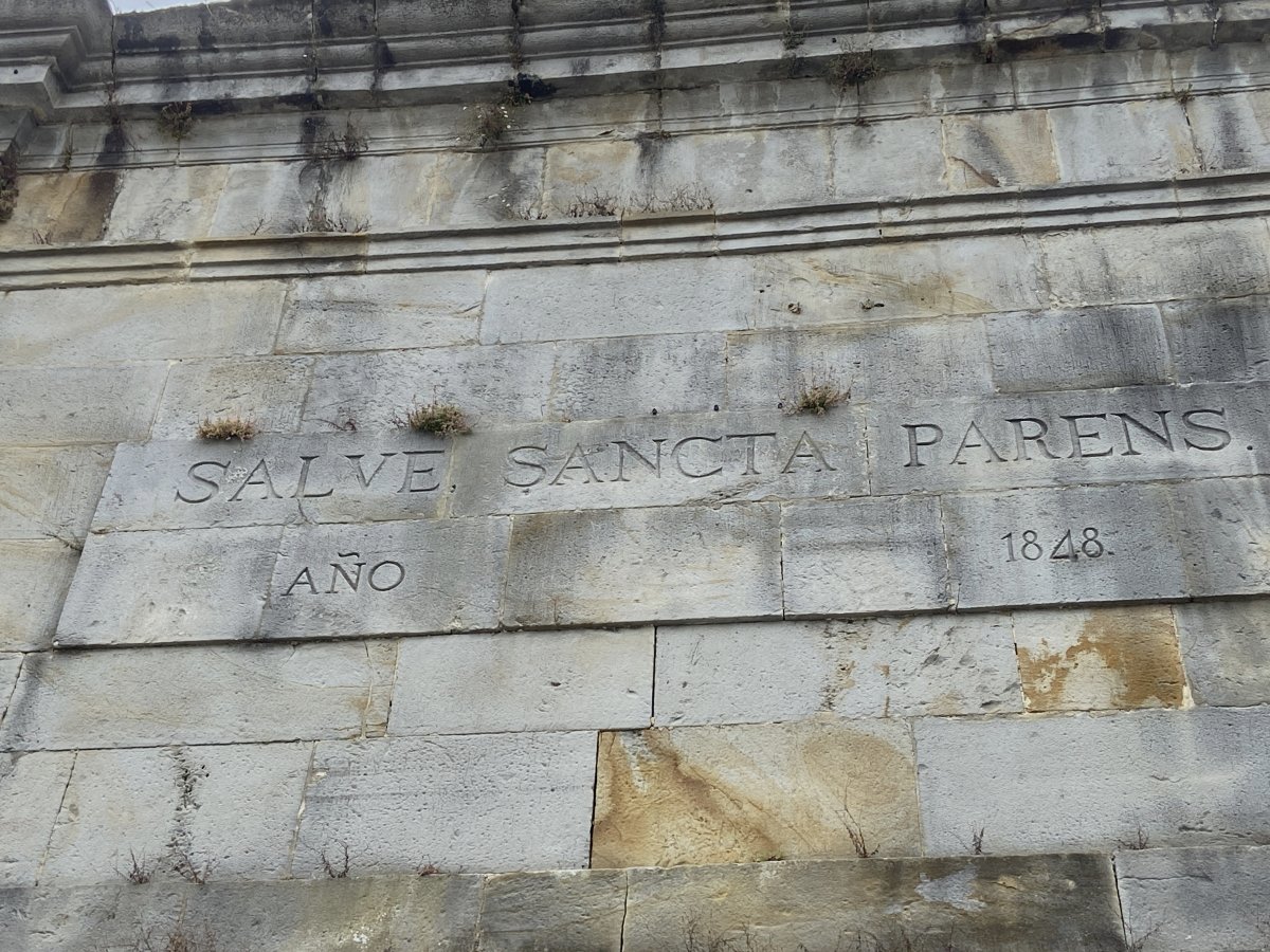Andra Mari Eliza. Mungia