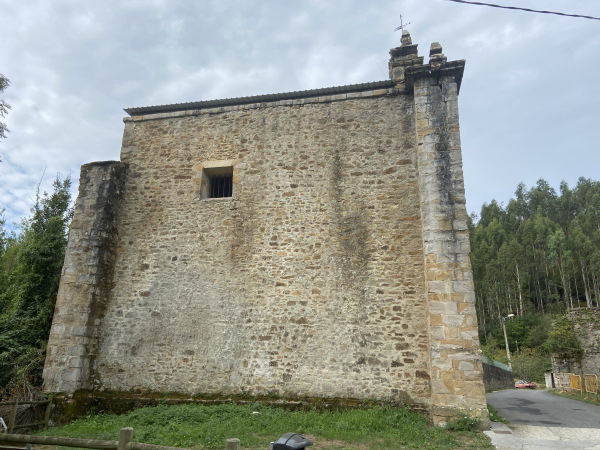 San Antonio Ermita. Zalla (La Herrera)