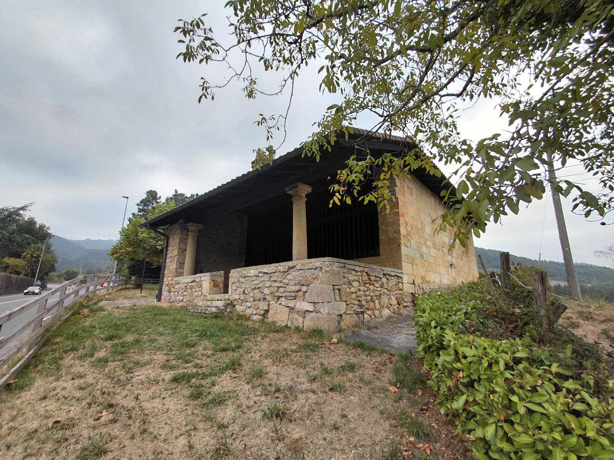 Mendibilgo San Lontzo Ermita. Berriz