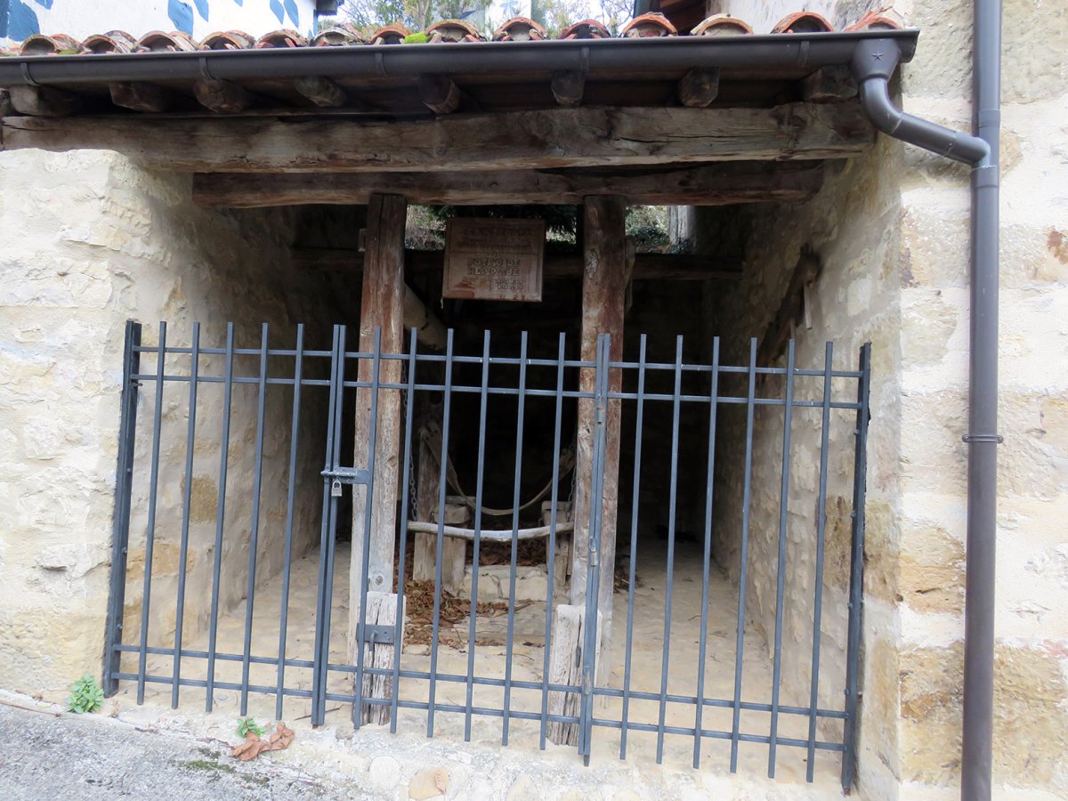 Perratokia, Barrio-Gaubea