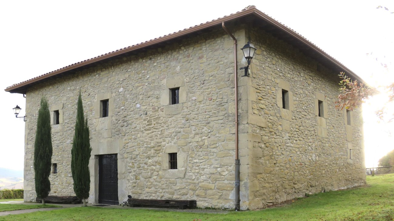 Castillo jauregia, Castillo Sopeña-Erriberagoitia