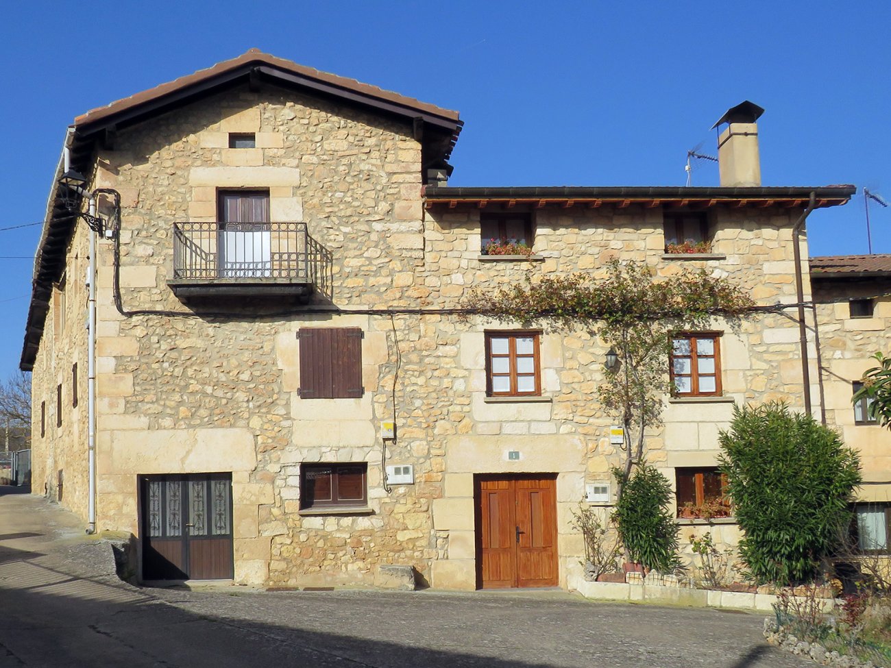 Etxea (Errege Kalea 57), Baroja-Urizaharra