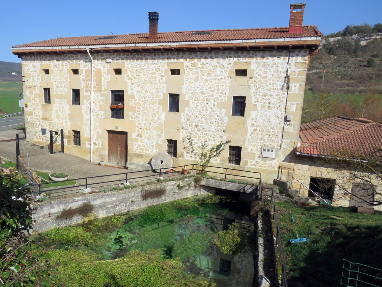 La Panaderia errota, Urizaharra-Urizaharra